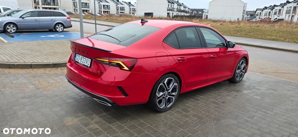 Skoda Octavia 2.0 TDI RS DSG - 6