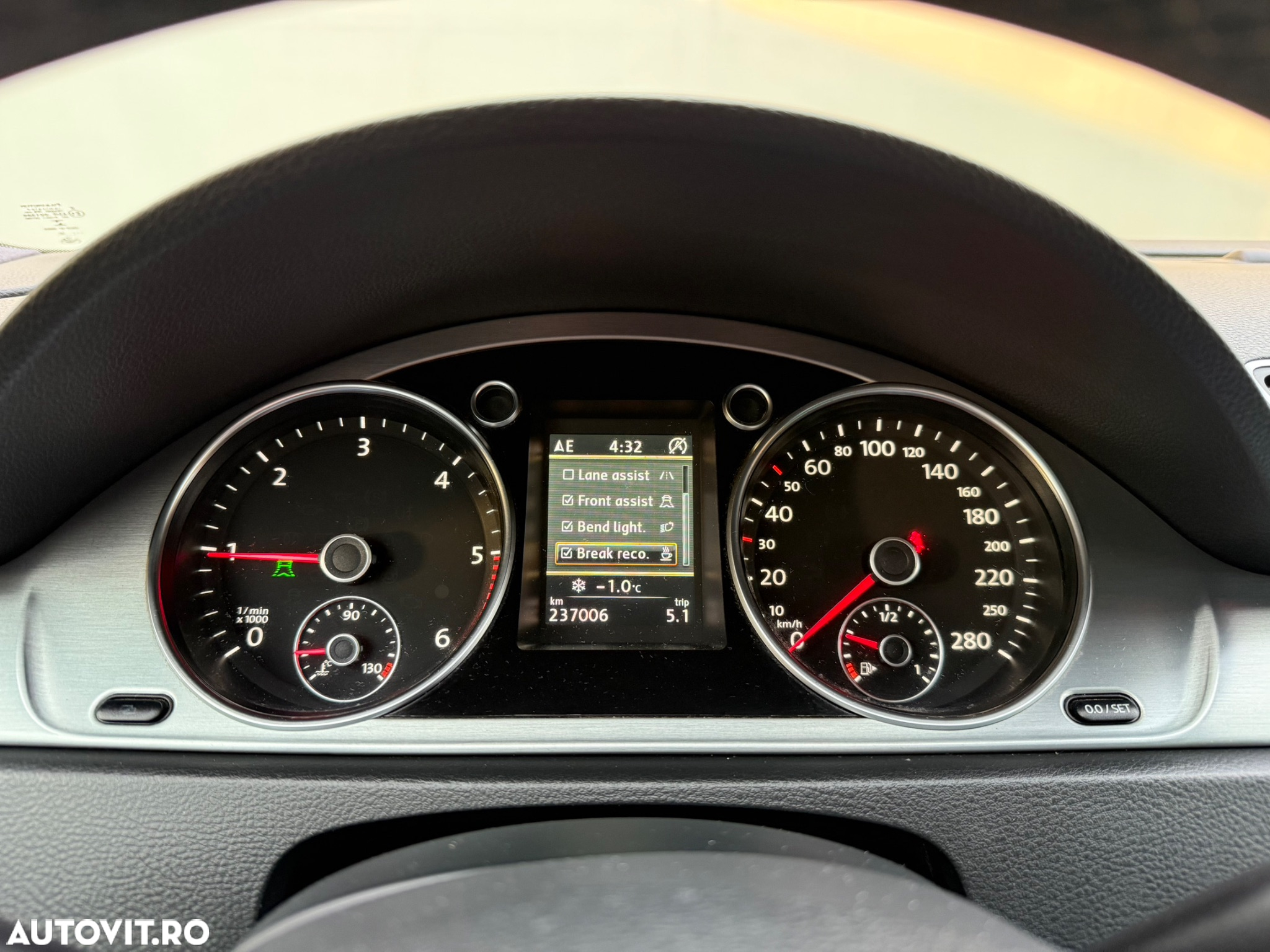 Volkswagen Passat CC 2.0 TDI DSG Exclusive - 15