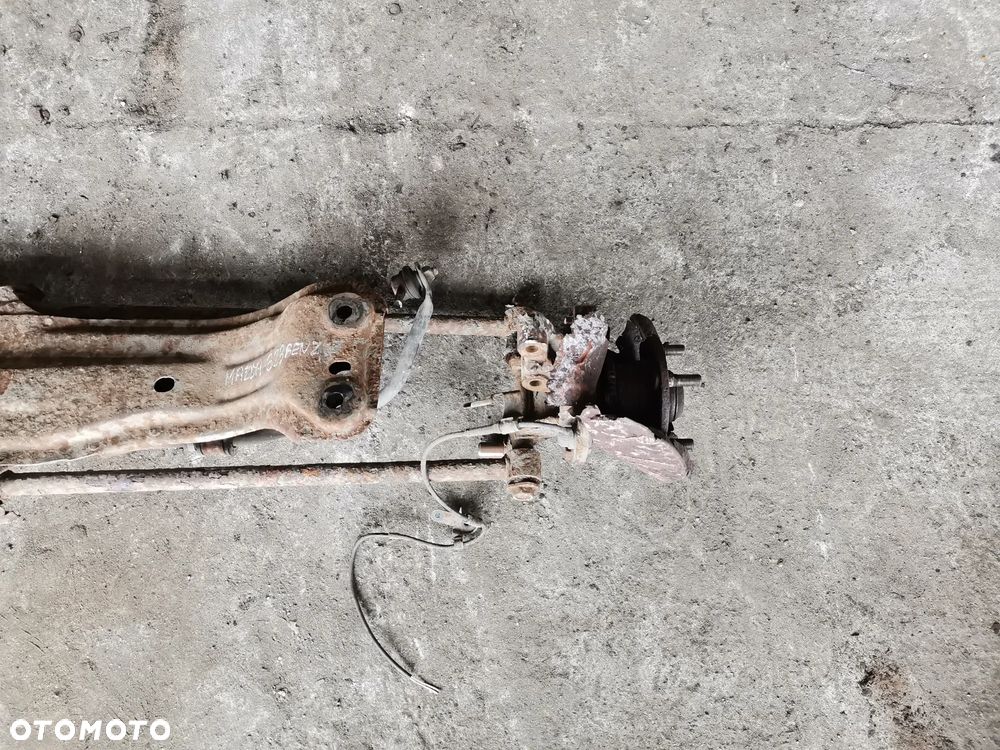 Belka zawieszenia tyl Mazda 323f BJ - 2