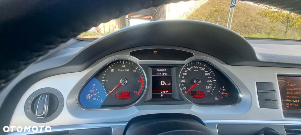 Audi A6 Avant 2010 photo 4