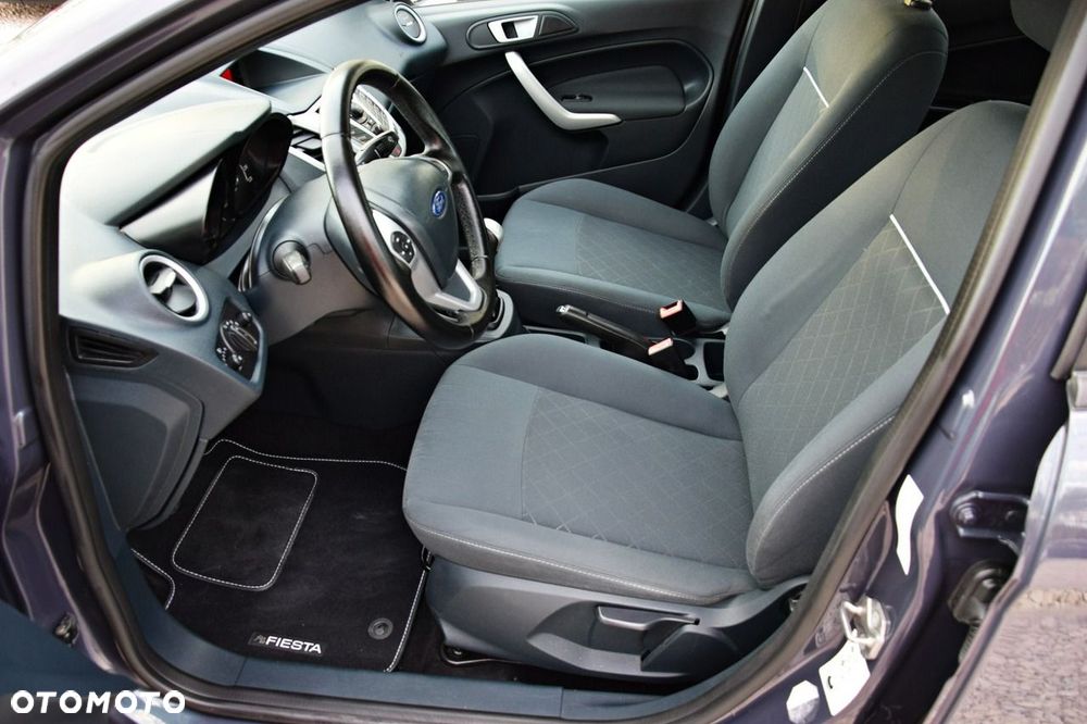 Ford Fiesta - 29
