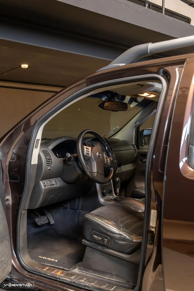 Nissan Navara 3.0 dCi V6 CD LE AT 4WD - 17