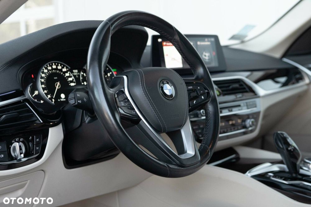 BMW Seria 5 - 19