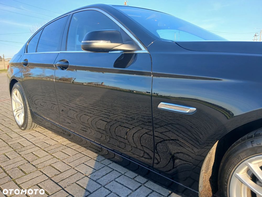 BMW Seria 5 520d - 12