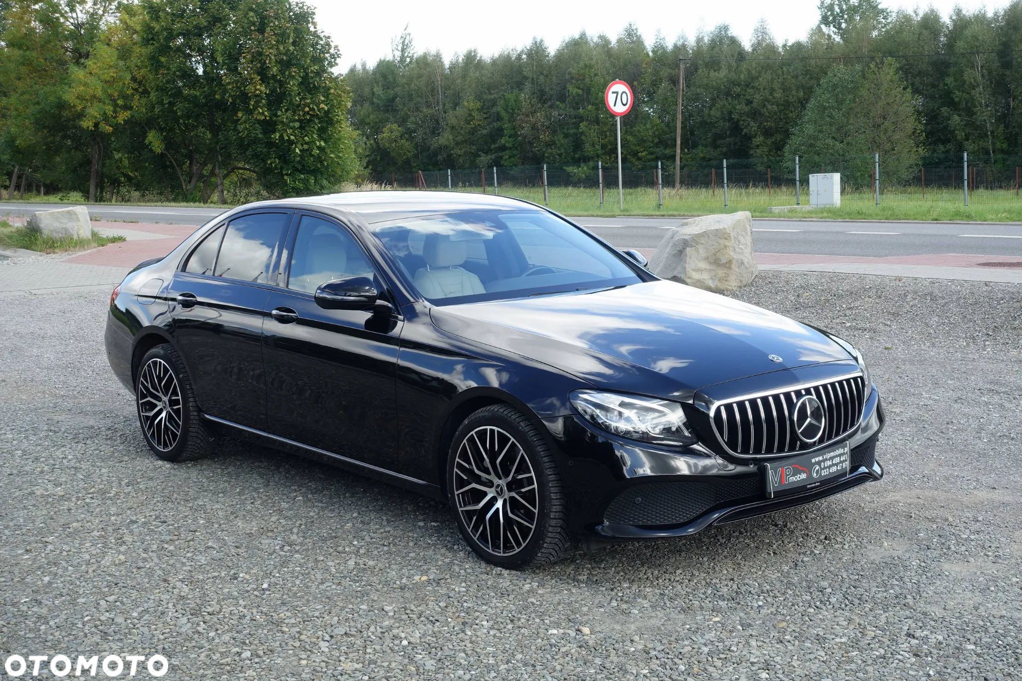Mercedes-Benz Klasa E 220 d 4-Matic 9G-TRONIC - 1