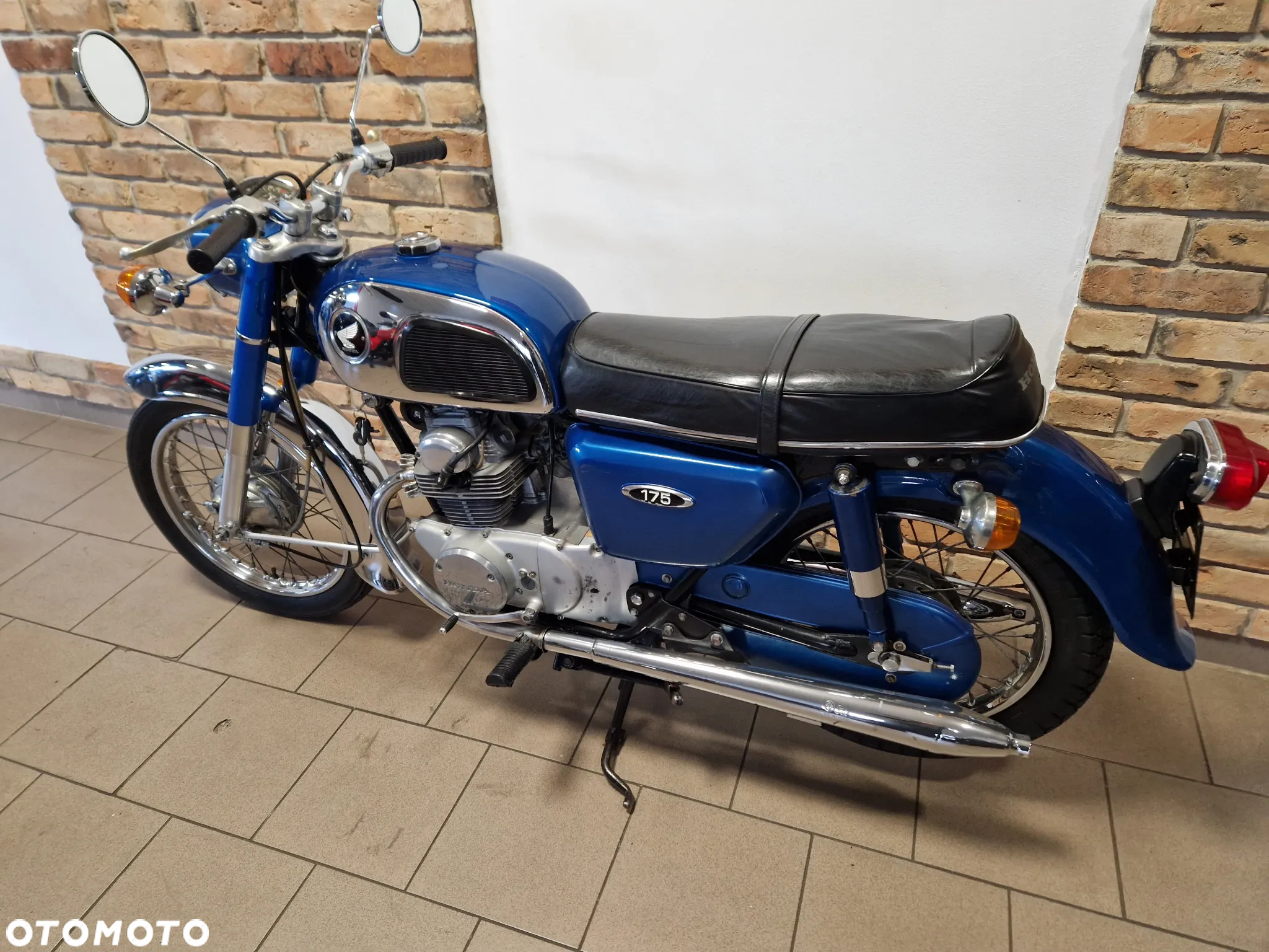 Honda CB - 7