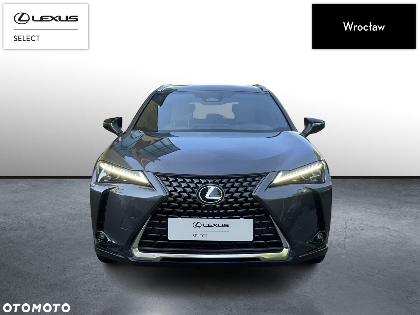 Lexus UX - 8