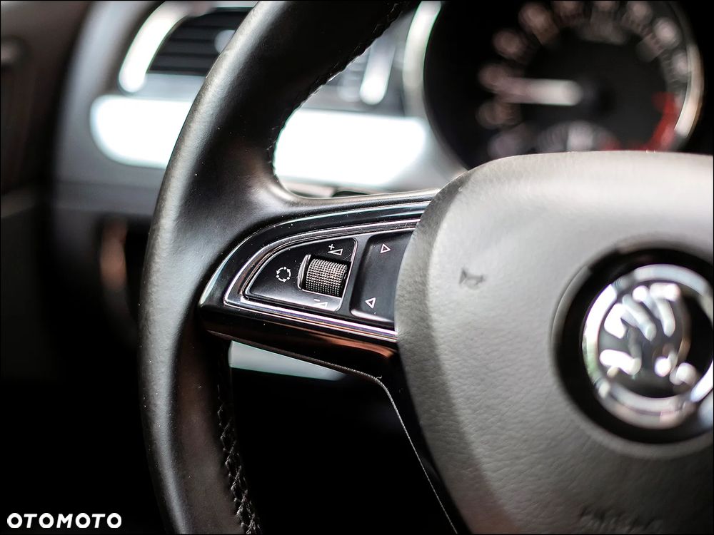 Skoda Superb - 16