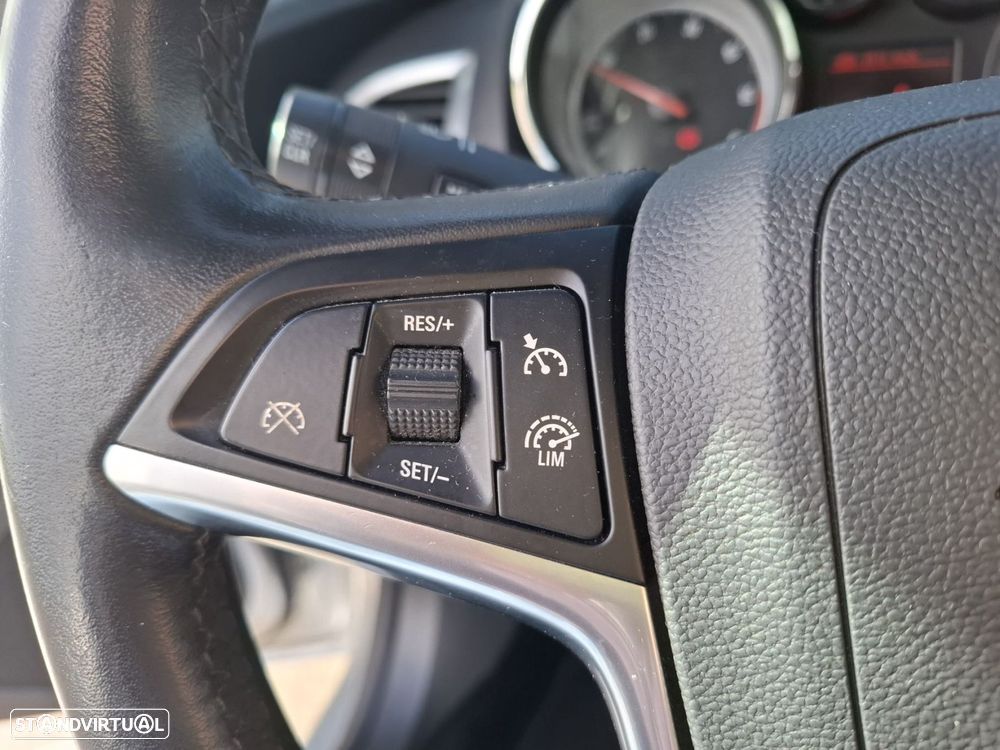 Opel Astra 1.6 CDTI Innovation S/S - 31