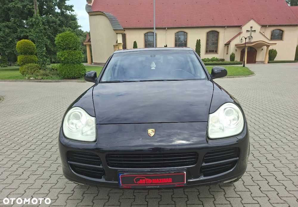 Porsche Cayenne - 4