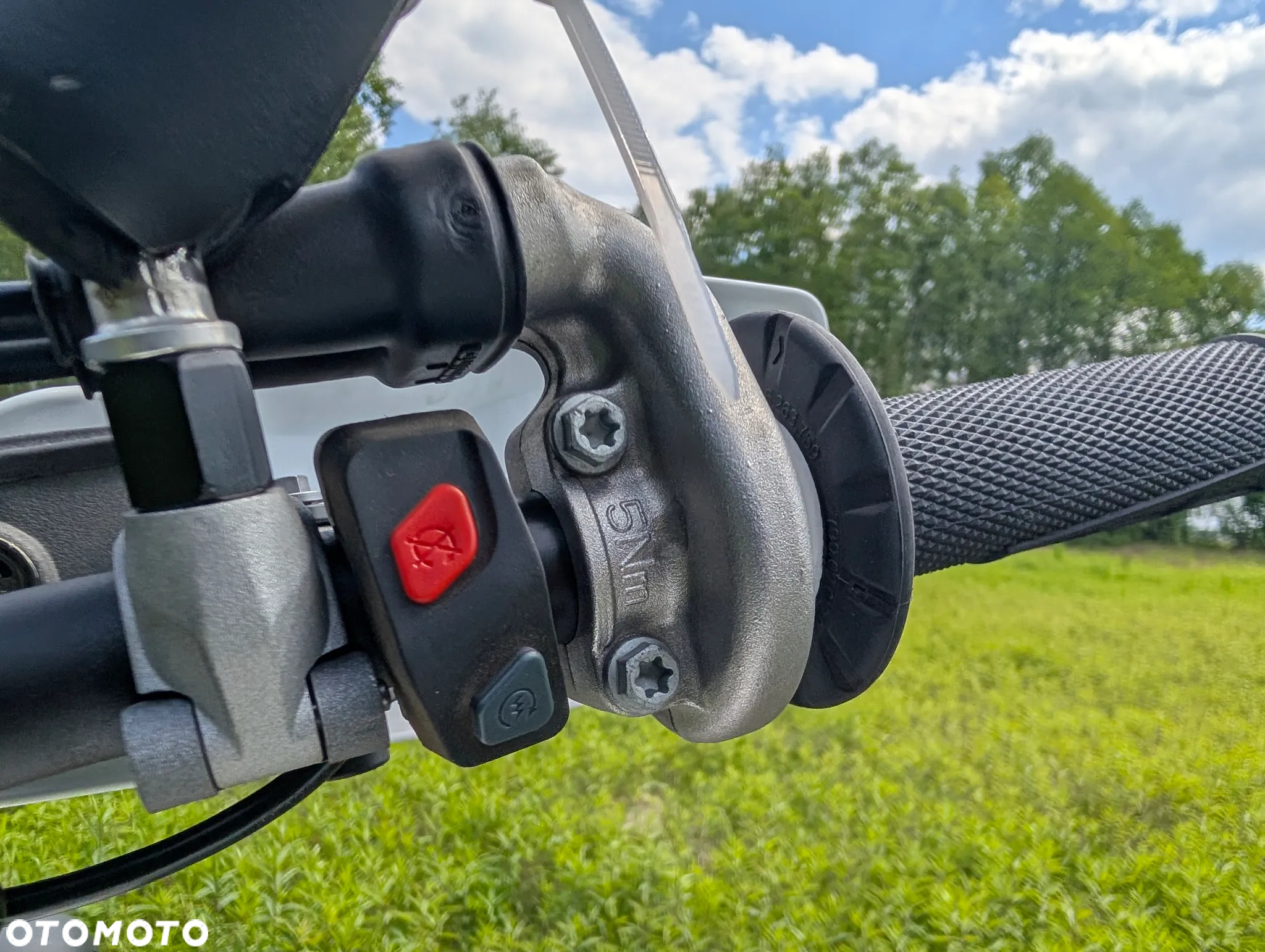 Husqvarna FE - 5