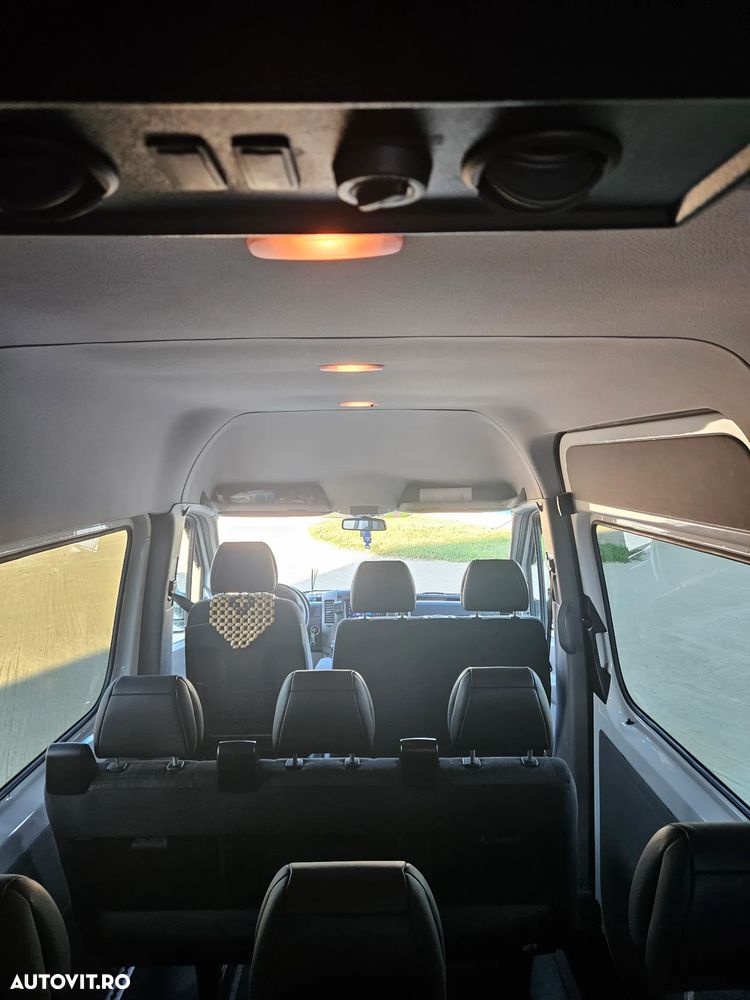 Mercedes-Benz Sprinter - 13