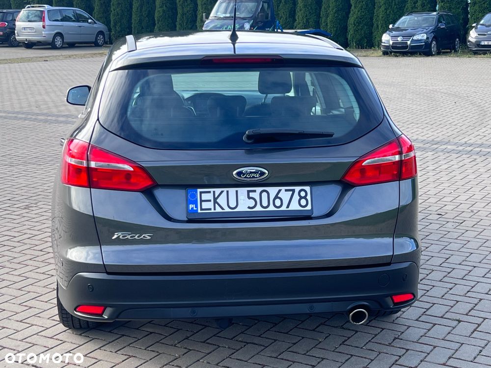 Ford Focus 2.0 TDCi Titanium ASS - 12