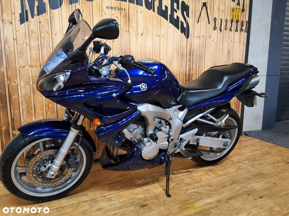 Yamaha FZ6 - 11