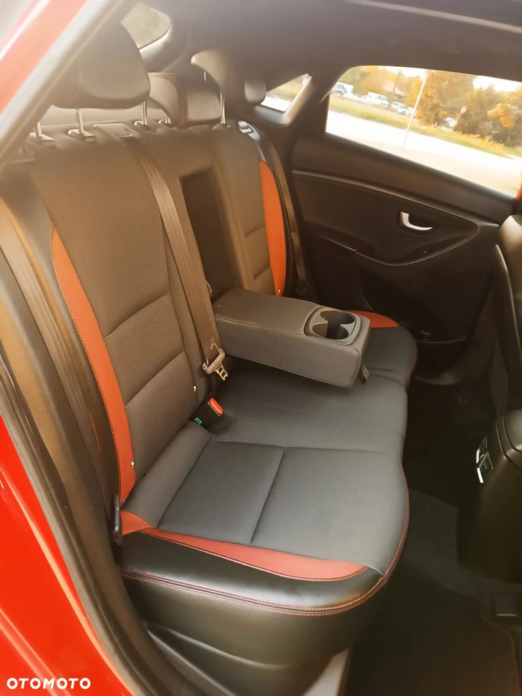 Hyundai i30 - 21