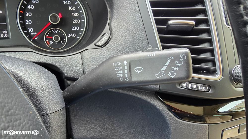 VW Sharan 2.0 TDI Blue Highline - 19