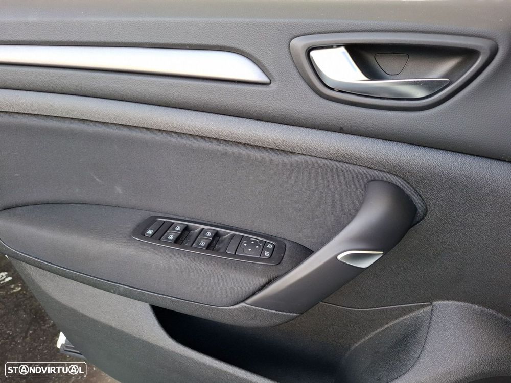 Renault Mégane Sport Tourer 1.5 Blue dCi Equilibre EDC - 19