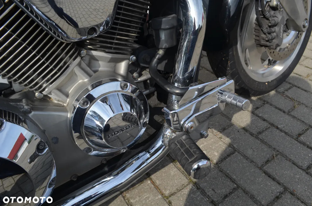 Honda VTX - 25