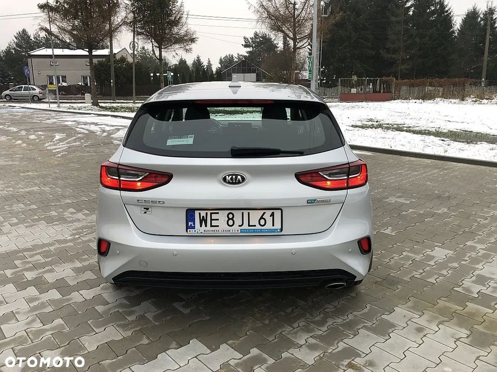 Kia Ceed 1.6 CRDi SCR M - 6