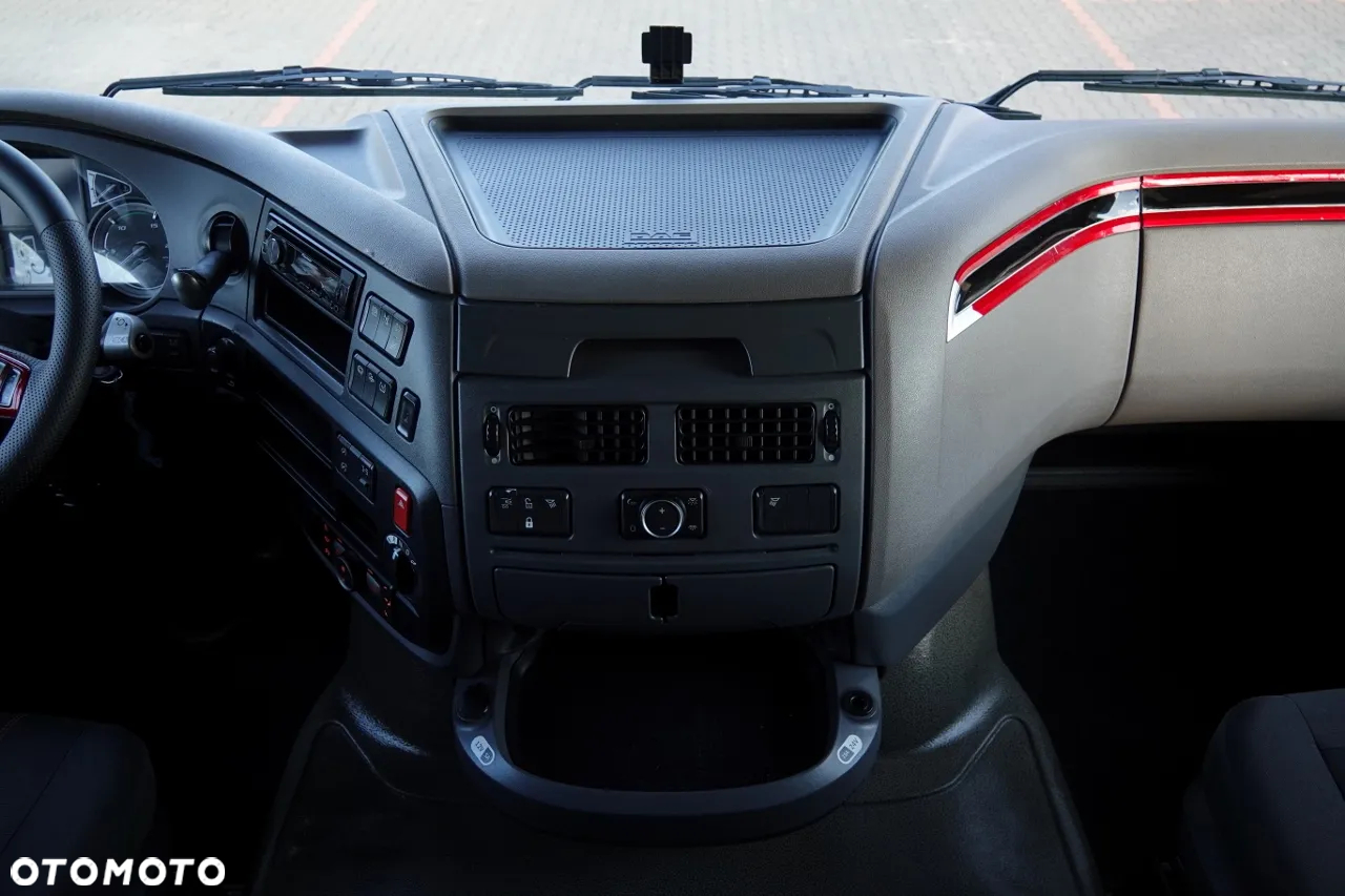 DAF XF 480 / KLIMA POSTOJOWA  / SSC / ALUFELGI / 2019 ROK / PO KONTRAKCIE SERWISOWYM - 30