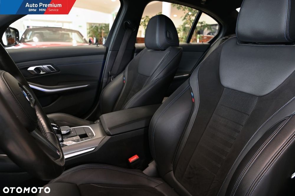 BMW Seria 3 318i M Sport - 10