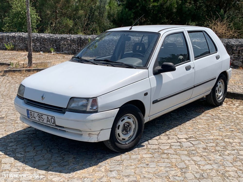 Renault Clio 1.1 RL - 1