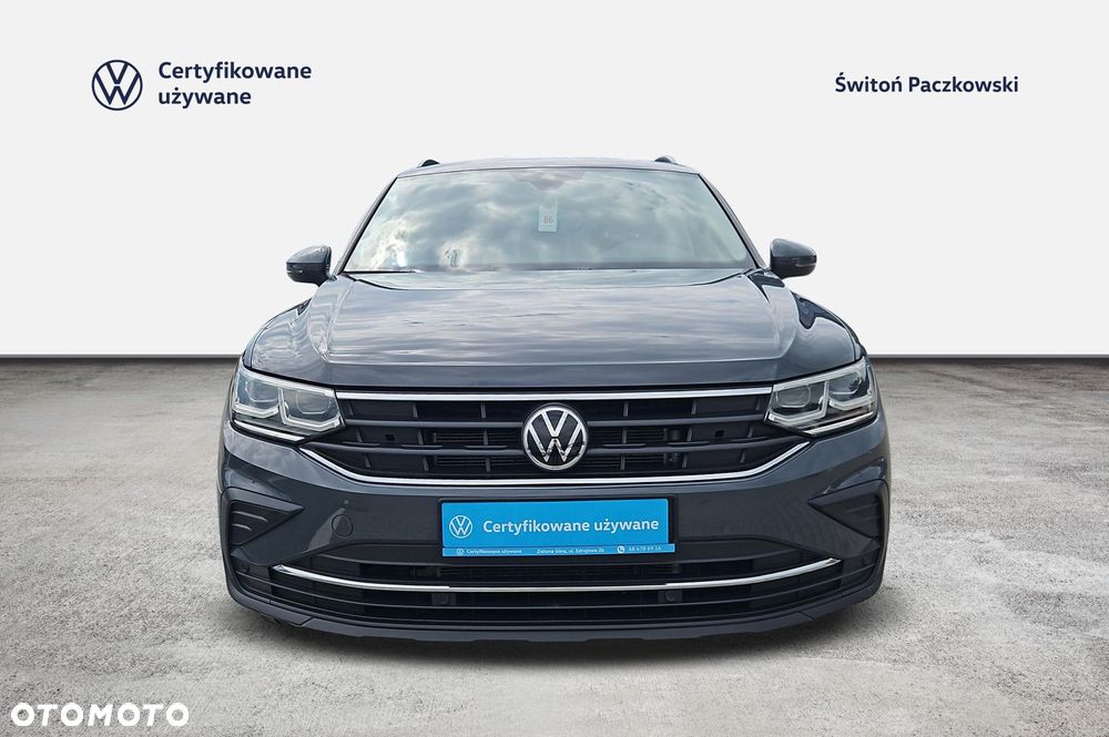 Volkswagen Tiguan - 8