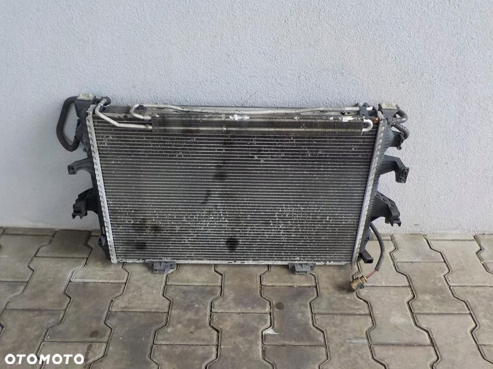 VW T5 2.5 TDI CHŁODNICA WODY  WENTYLATOR KOMPLET - 1