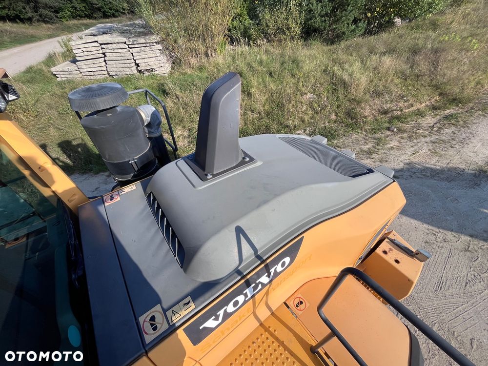 Volvo L220H - 20
