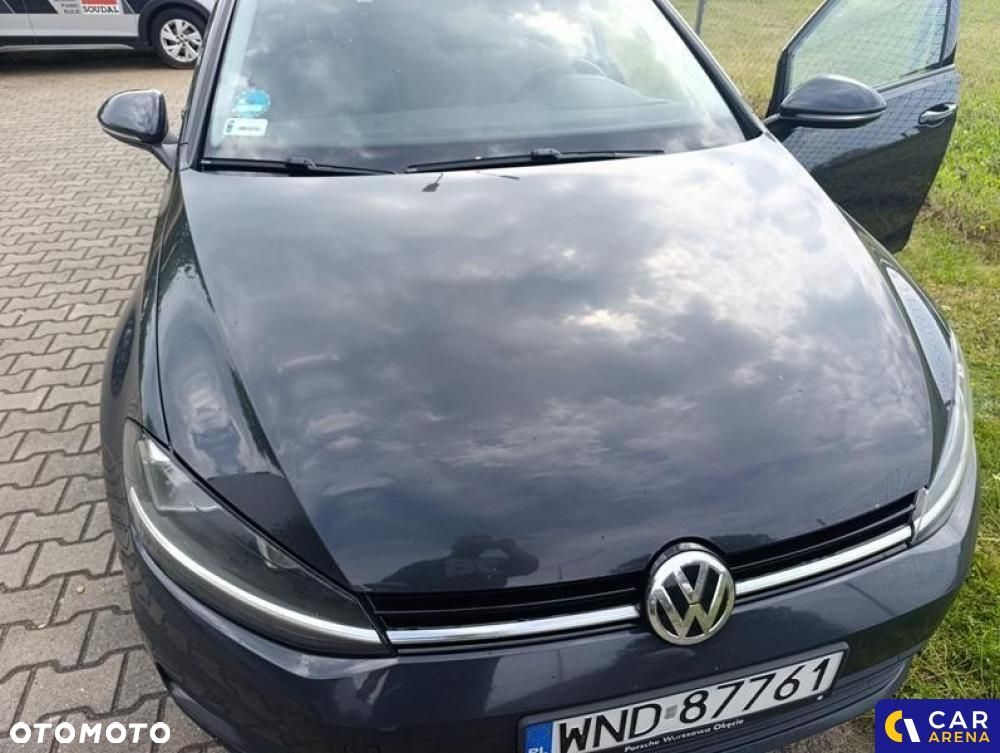 Volkswagen Golf - 21