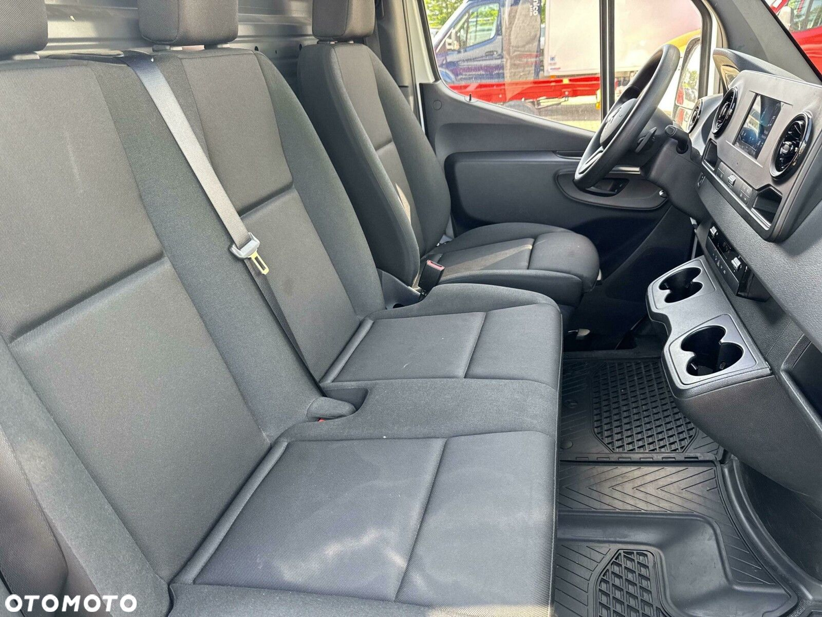 Mercedes-Benz Sprinter 317 CDI KA OM654 długi - 15