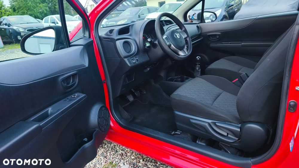 Toyota Yaris - 15