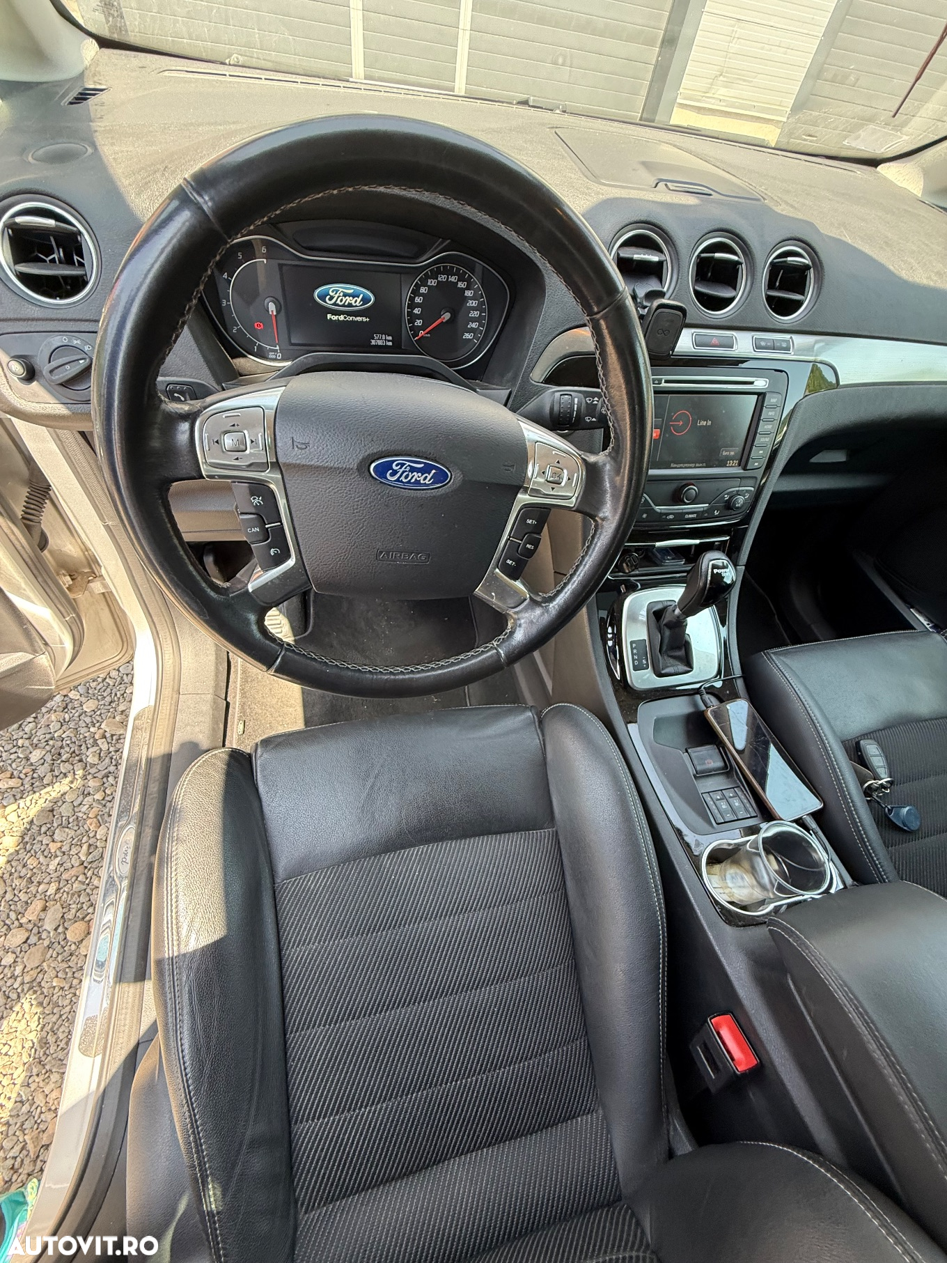 Ford Galaxy 2.0 TDCi Powershift Titanium - 11