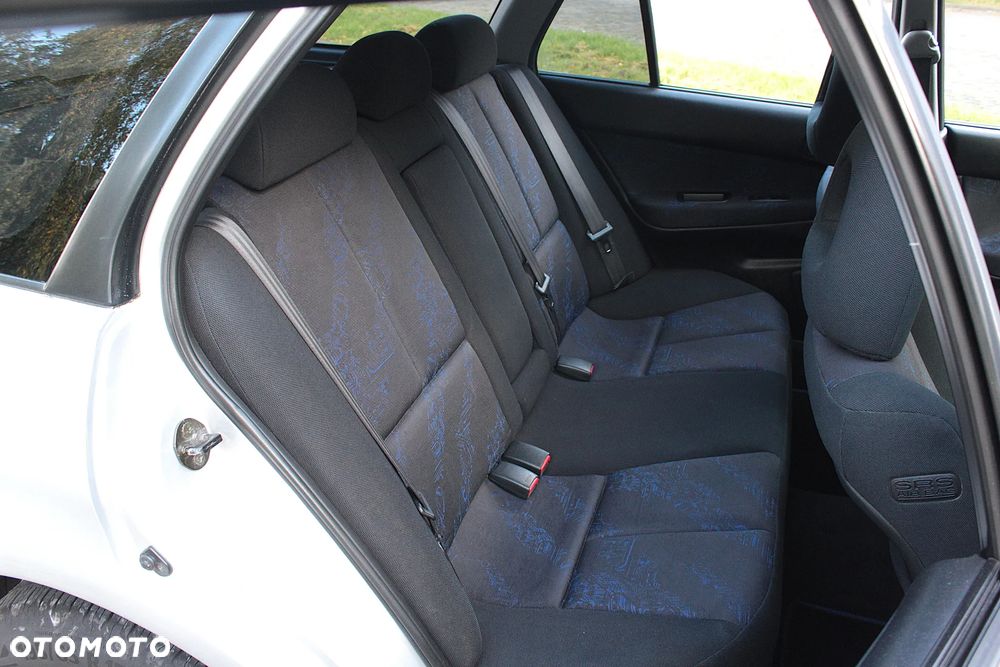 Mitsubishi Galant 2.5 V6 Avance - 23