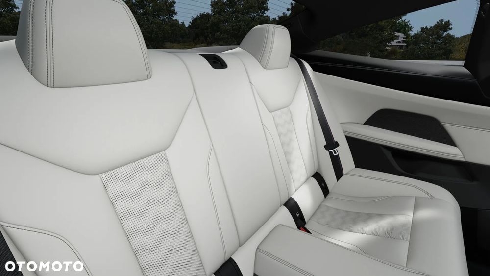 BMW M4 Competition M xDrive - 13