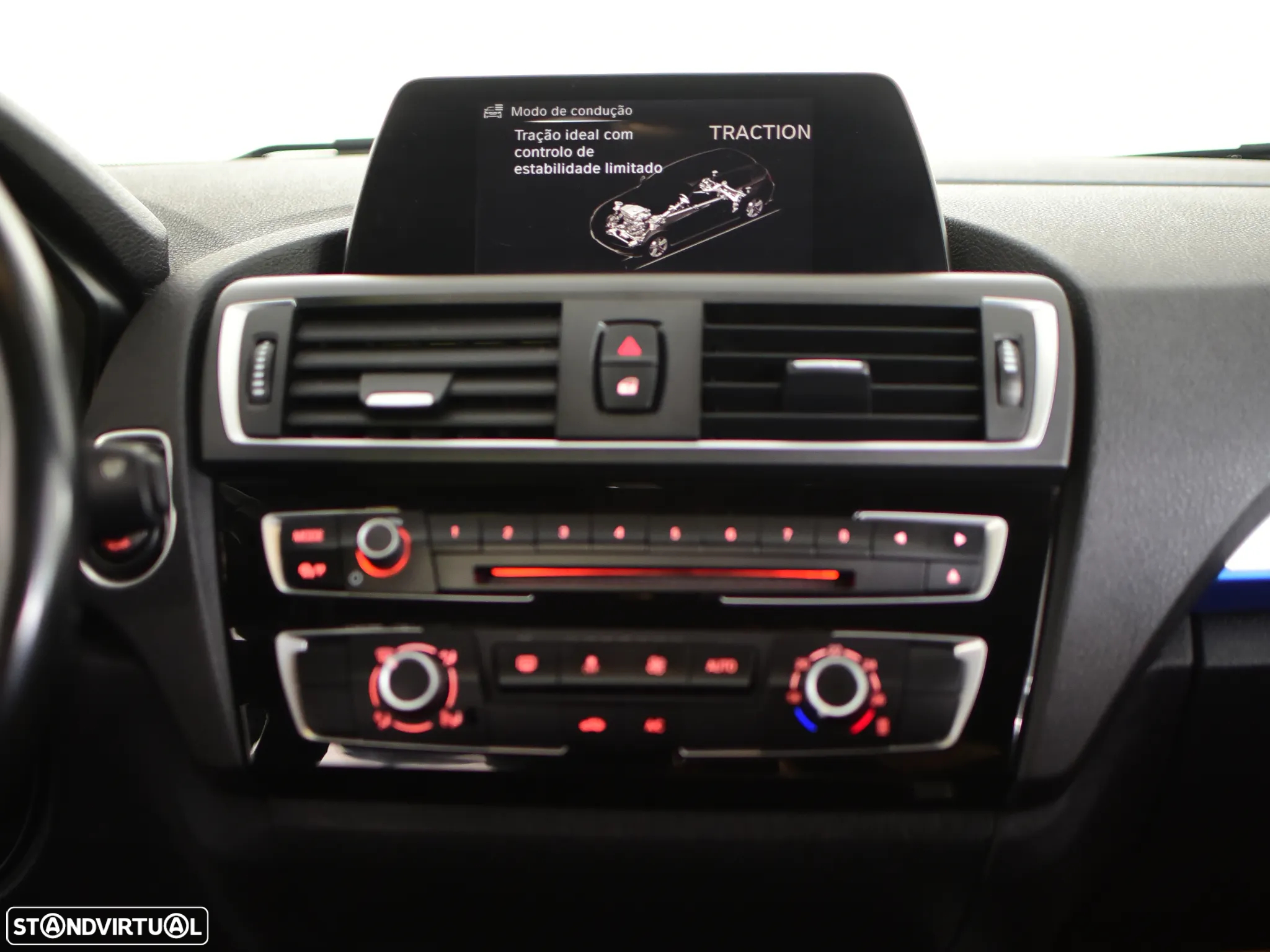 BMW 116 d Pack M - 21