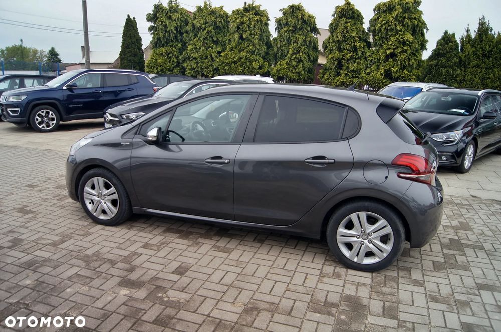 Peugeot 208 1.2 PureTech Style - 30