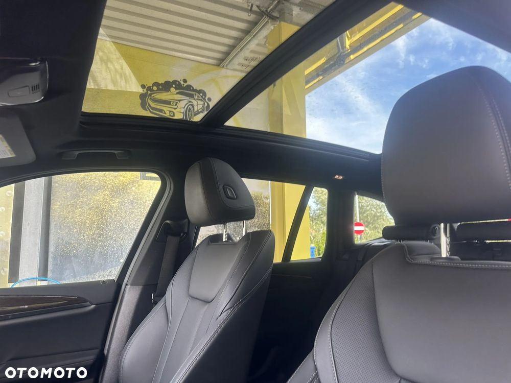 BMW X3 xDrive30i Luxury Line sport - 8