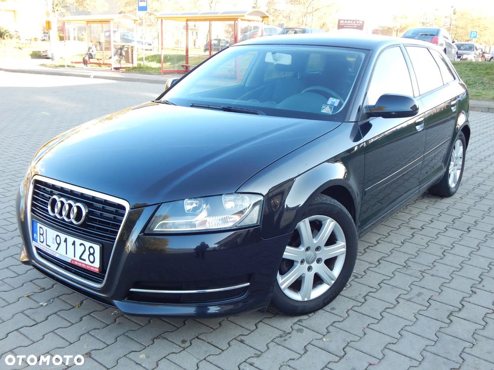 Audi A3 Sportback - 2