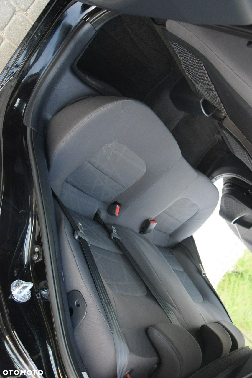Kia Rio - 17