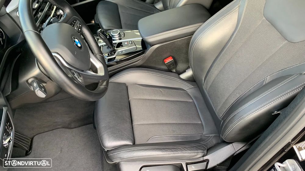 BMW X4 xDrive20d Aut. Advantage - 8