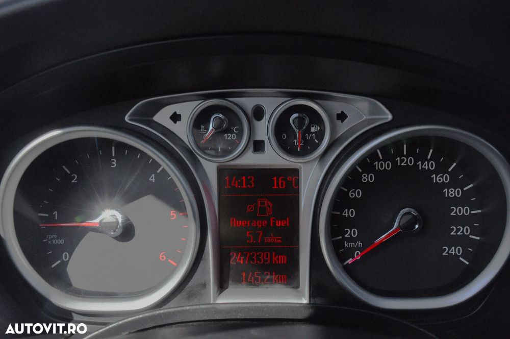 Ford Focus 1.6 TDCI Trend - 19