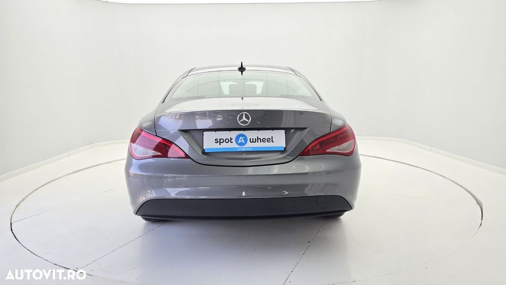 Mercedes-Benz CLA - 7