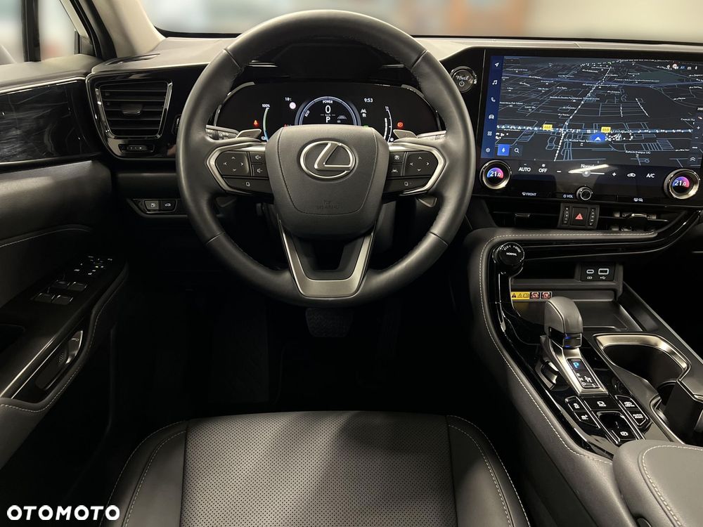 Lexus NX - 16