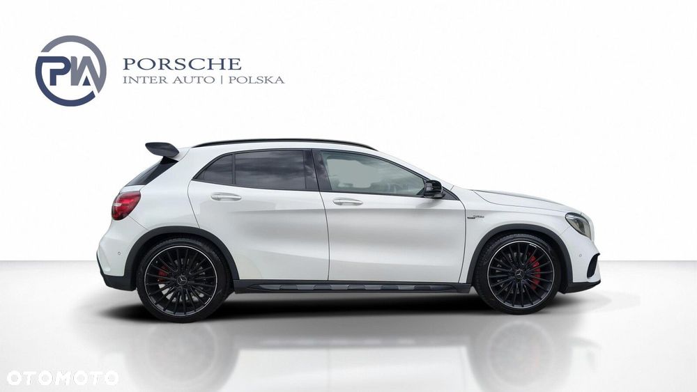 Mercedes-Benz GLA - 7