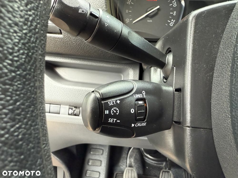 Peugeot Expert Jumpy Proace L2H1 - 25