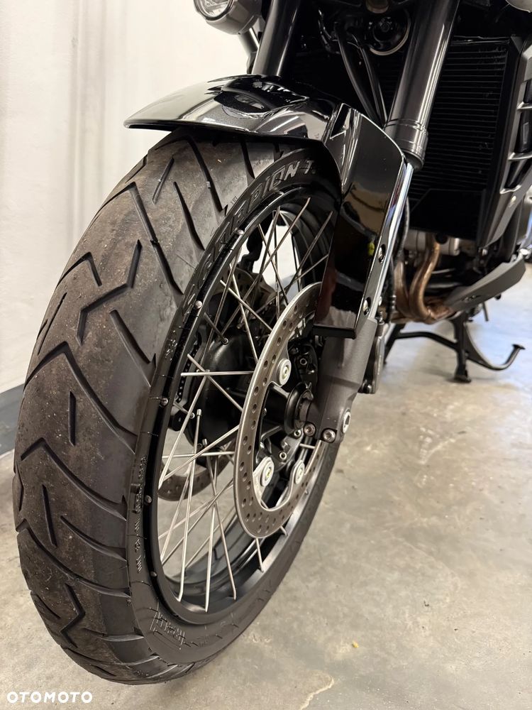 Honda VFR - 19