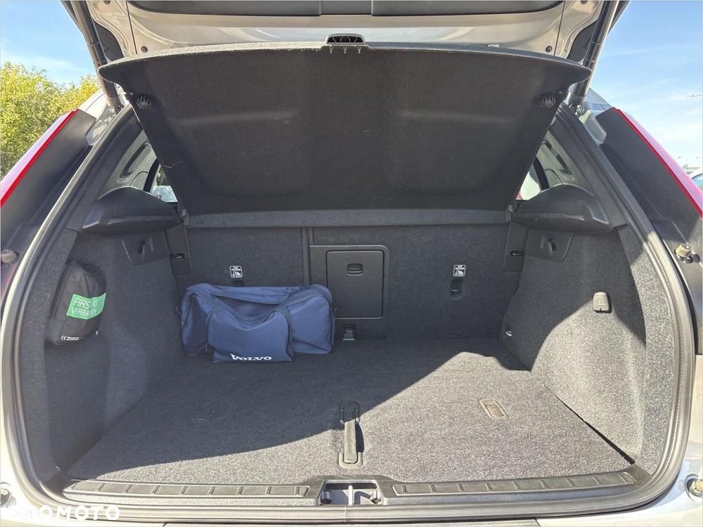 Volvo XC 40 B3 Core - 15