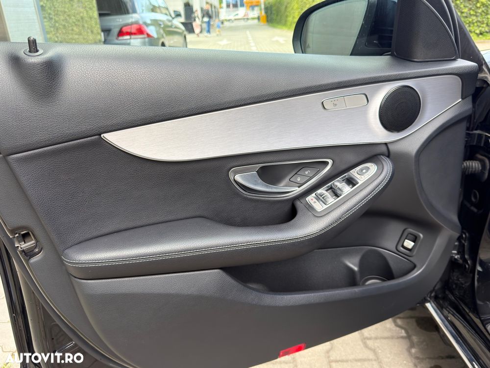 Mercedes-Benz C 220 d 4Matic 9G-TRONIC Avantgarde - 20