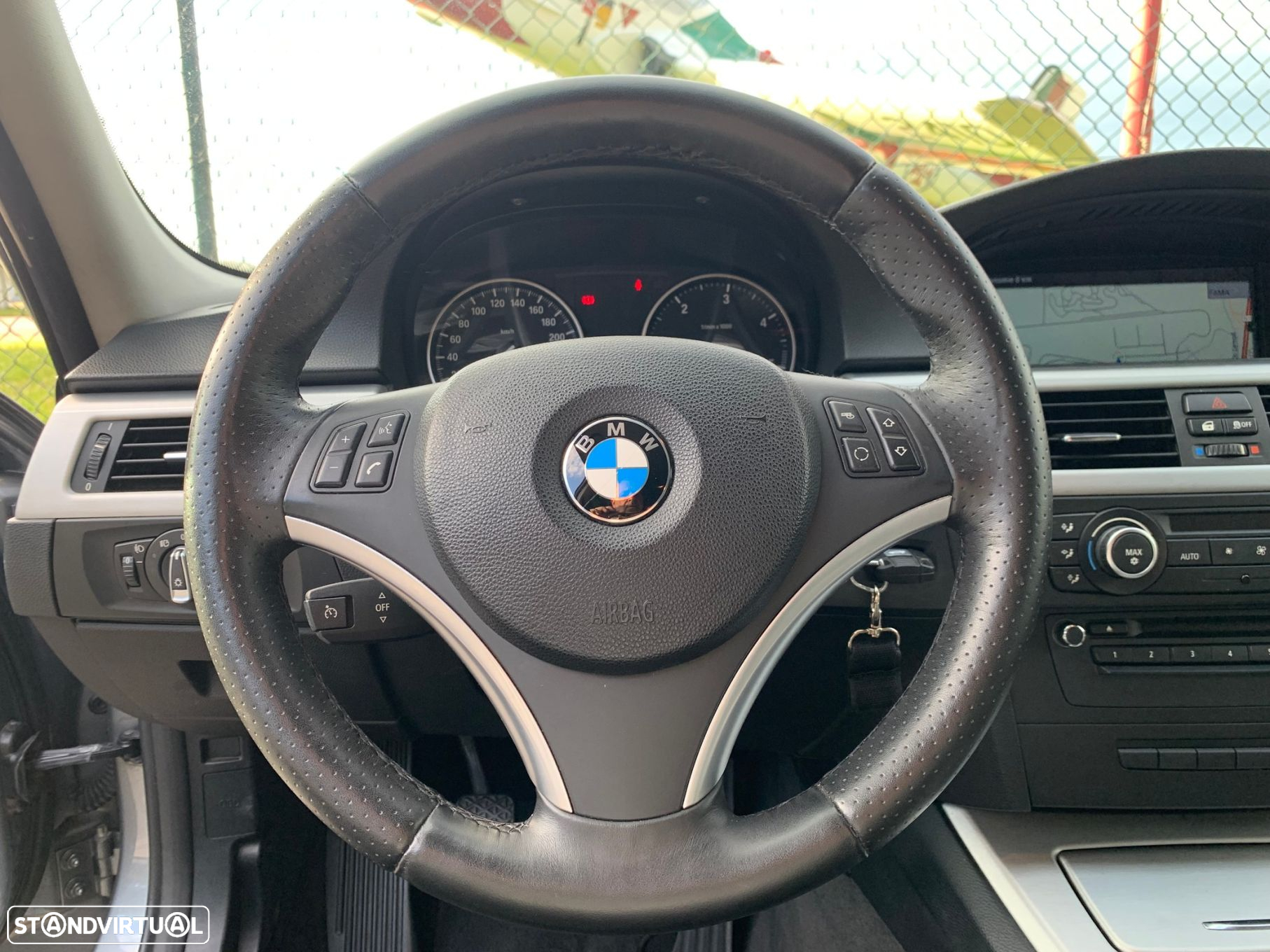 BMW 320 d Touring Navigation - 25